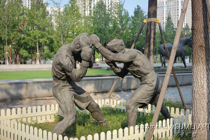 拳击运动雕塑.jpg